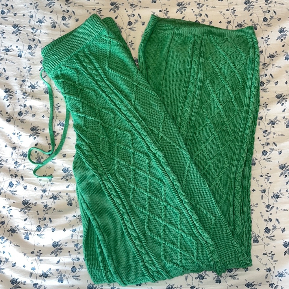 Edikted Casey Cable knit pants